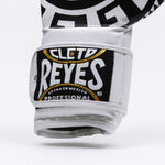 Guantoni Cleto Reyes Fiber Calendario Azteco Prison Art