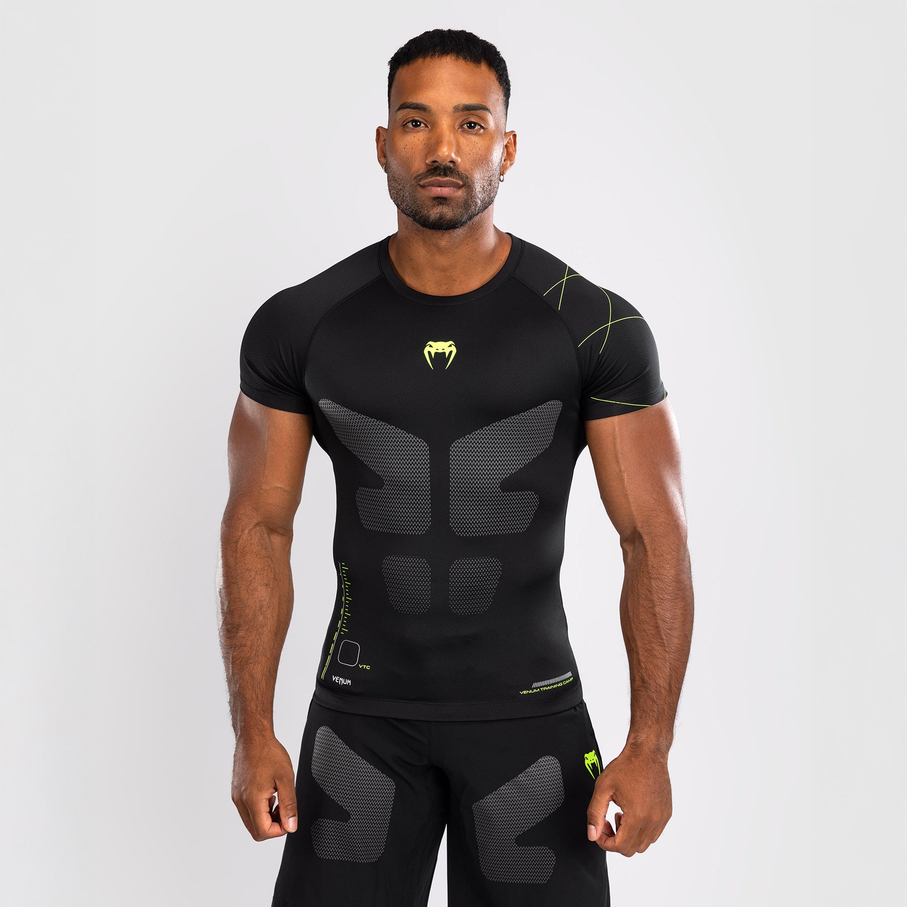 Rashguard Manto Uroboros maniche corte - Combat Arena Rashguard Manto Uroboros maniche corte - Combat Arena