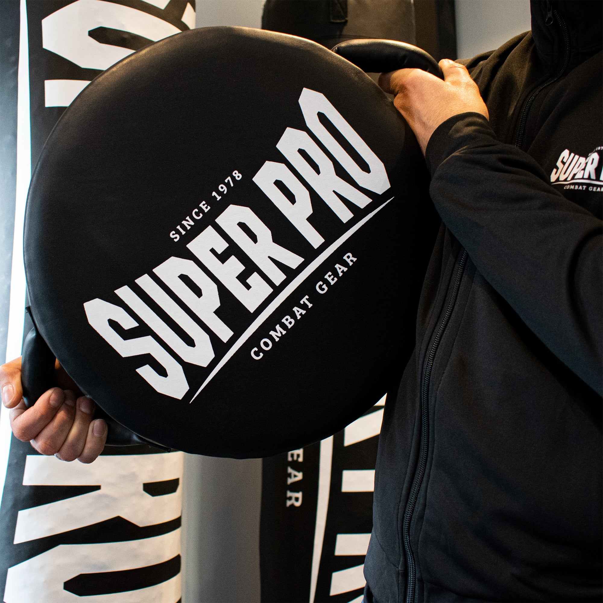 Scudo Super Pro 39 cm Nero