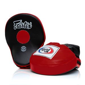 Guanti da passata Fairtex Ultimate Contoured FMV9 Nero-rosso
