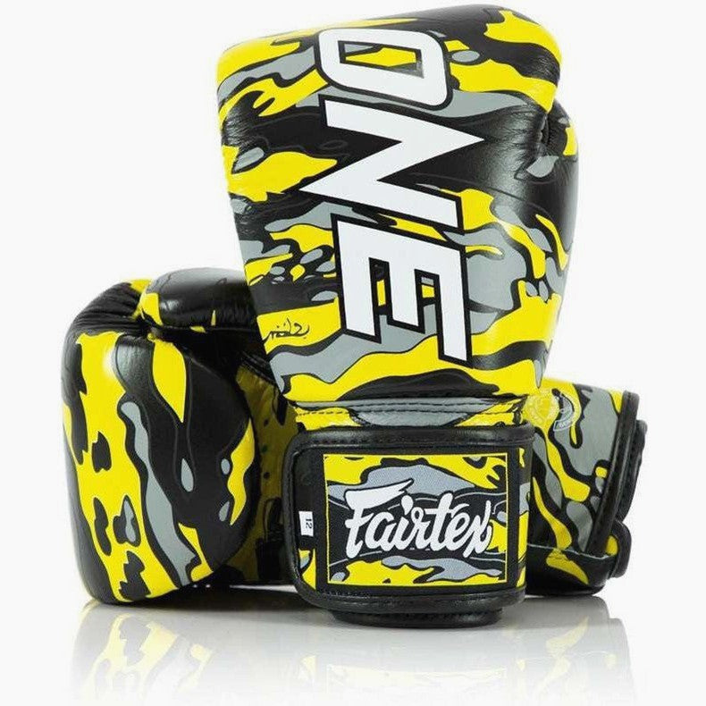 Guantoni Muay Thai Fairtex ONE X Mr. Sabotage