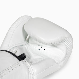 Guantoni Muay Thai Fairtex BGV1 Bianco