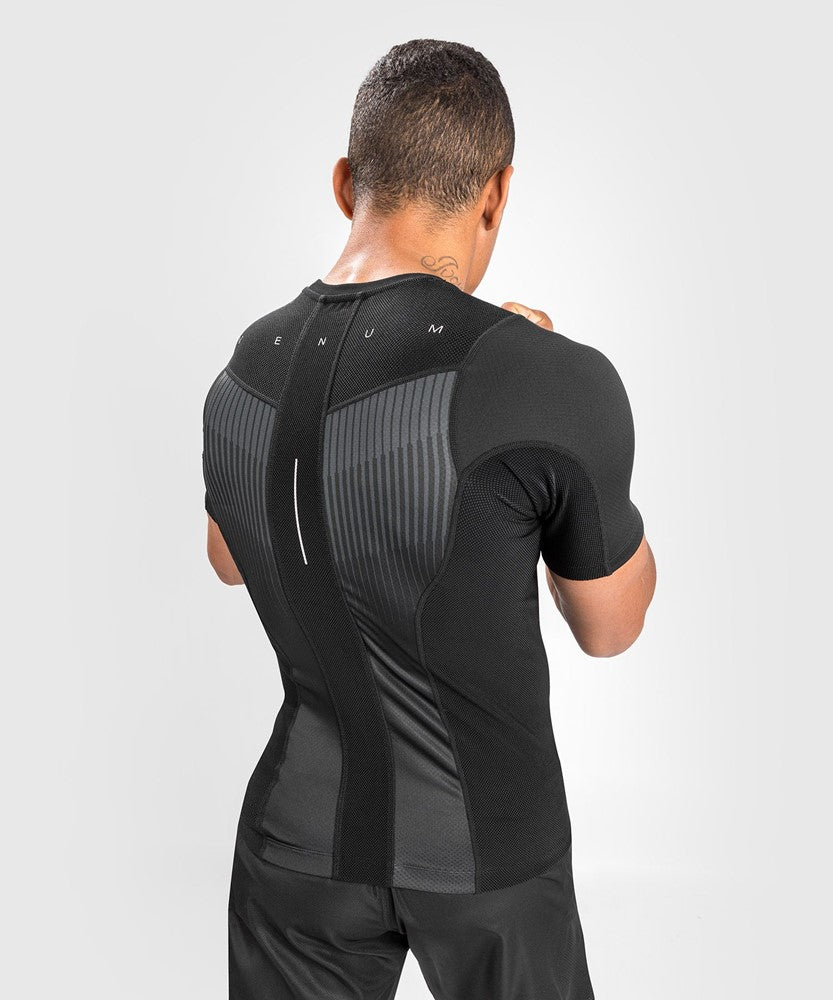 Rashguard Venum Biomecha maniche corte