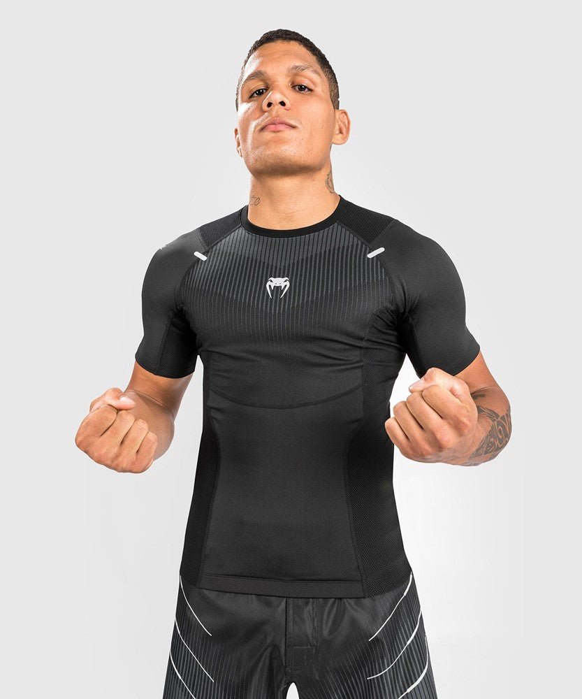 Rashguard Venum Biomecha maniche corte