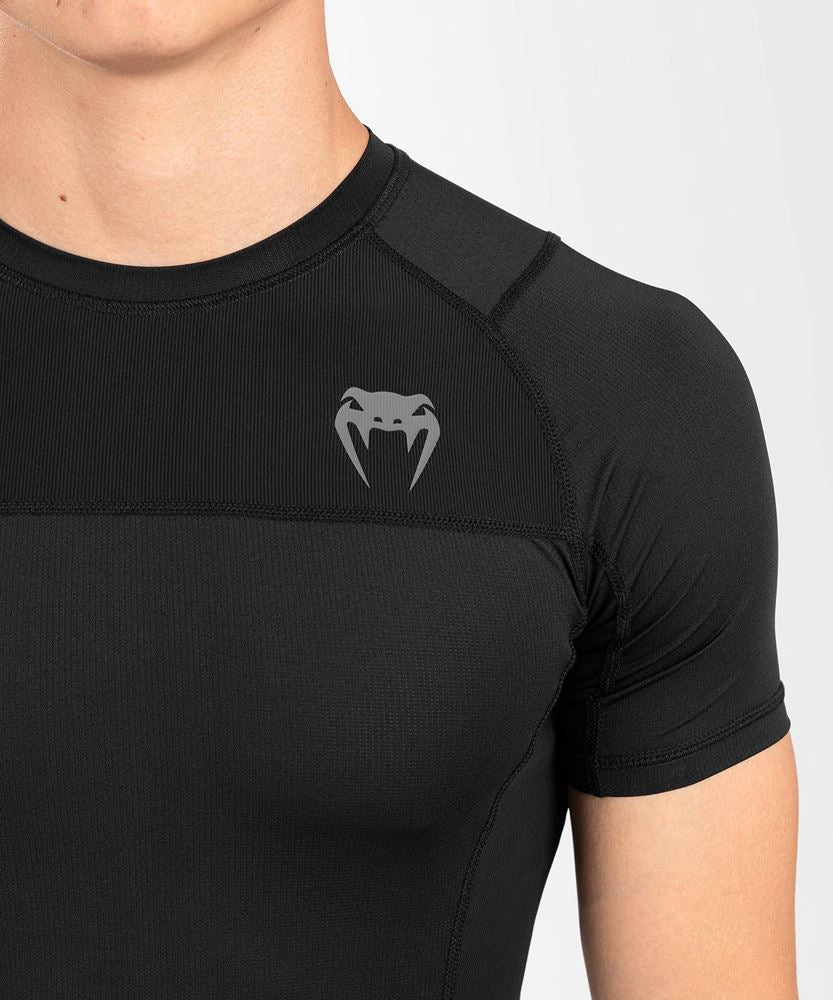 Rashguard Venum G-Fit Air maniche corte