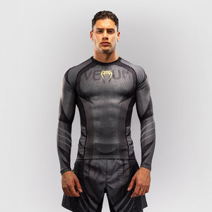 Rashguard Venum Galactic 3.0 maniche lunghe Nero-oro-Combat Arena