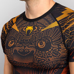 Rashguard Venum Quetzal Fury maniche corte Nero-rosso